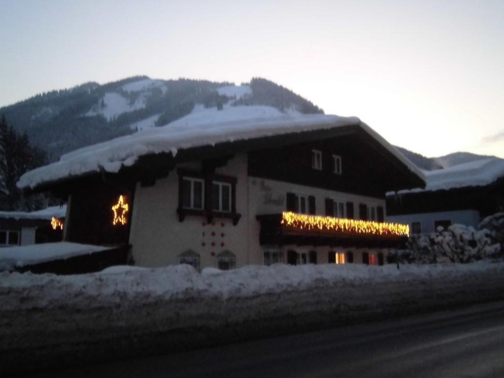 Appartements Haus Schmalzl Viehhofen Esterno foto